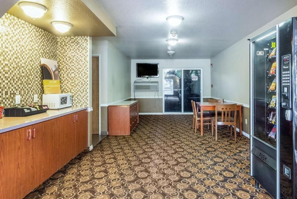 Motel 6 Yakima Wa Downtown - photo 16