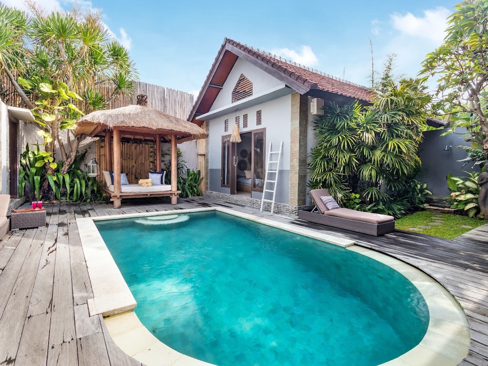 Villa Chamade — 4-Star Luxury Hotel in Seminyak, Indonesia
