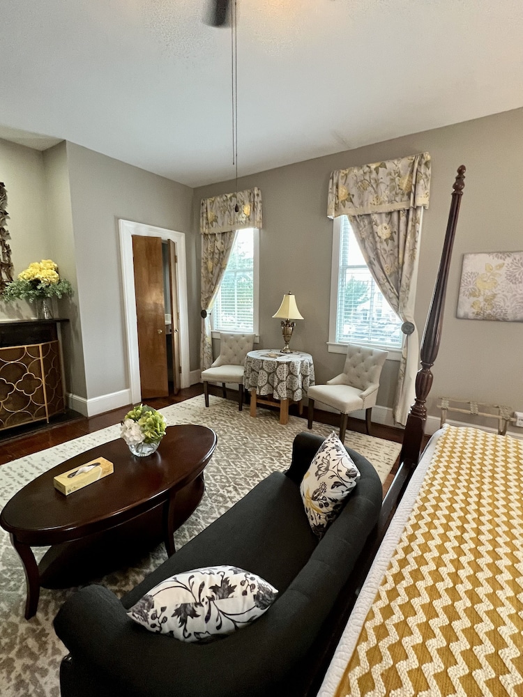 Barksdale House Inn - photo 41