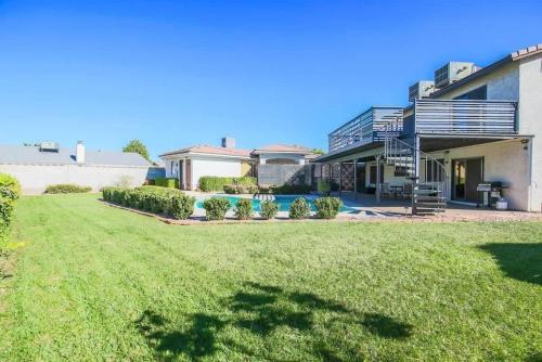 Exclusive Residence Steps from the Las Vegas Strip