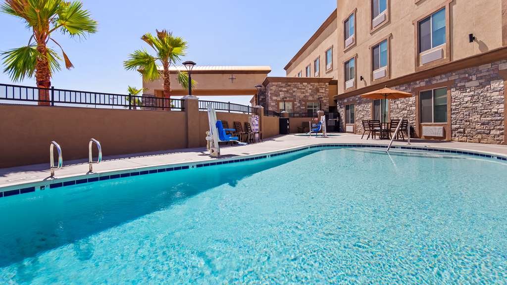 Best Western Plus New Barstow Inn & Suites - photo 9