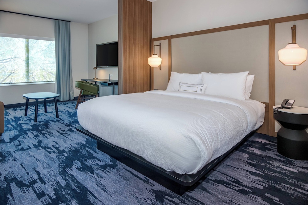 Fairfield Inn & Suites by Marriott San Jose North Silicon Valley - photo 11