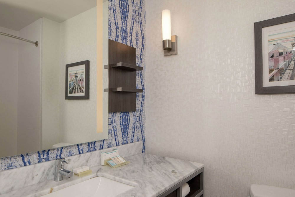 Hilton Garden Inn Freeport Downtown - photo 20