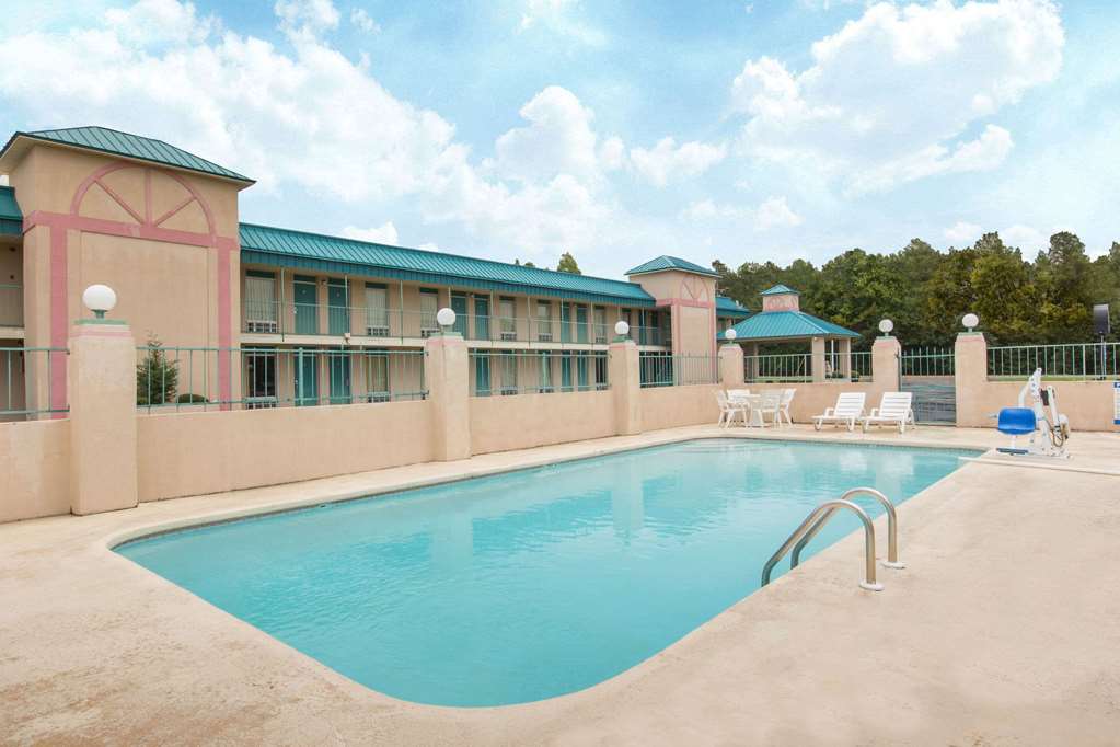 Days Inn by Wyndham West Point - photo 4