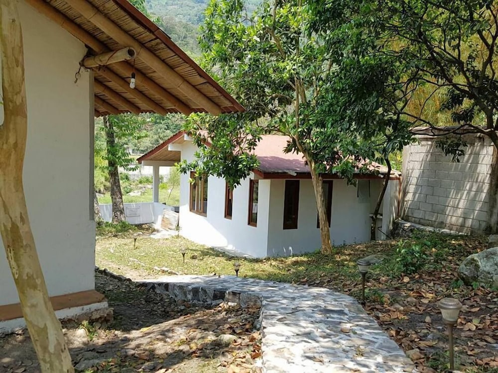 Yei Nakú Zapotitlan