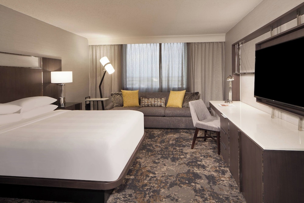 Dallas Fort Worth Airport Marriott - photo 21
