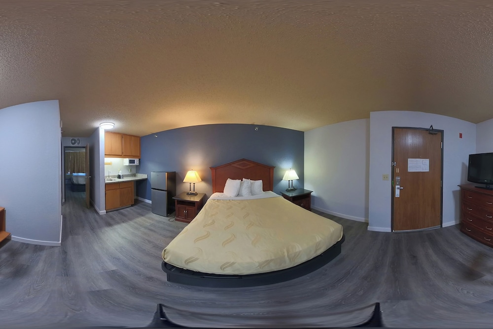 Blue Way Inn & Suites Eagan - photo 13