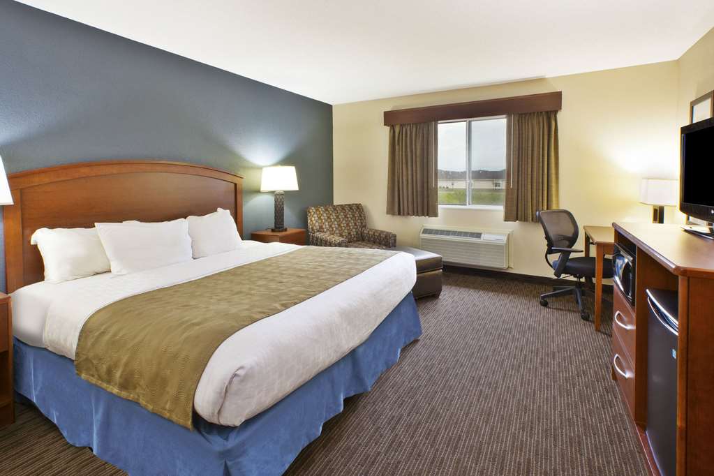 AmericInn by Wyndham Bay City - photo 14