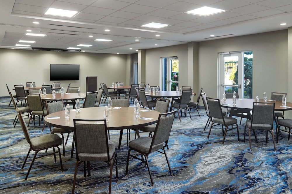 Fairfield Inn and Suites by Marriott Atlanta McDonough - photo 39