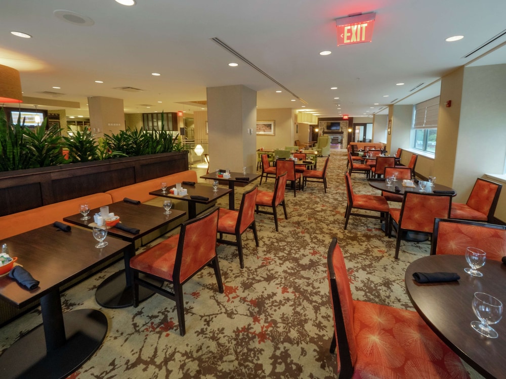 Hilton Garden Inn Buffalo Downtown - photo 45