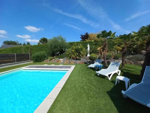 Kloz Ar Lore piscine chauffée — hotel in Plouer-Sur-Rance