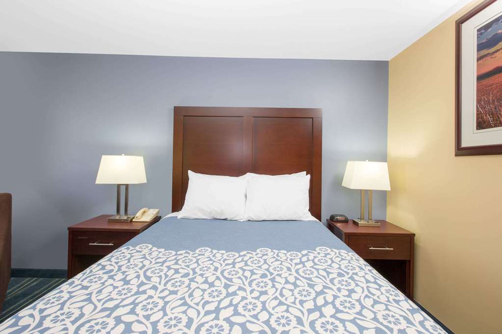 Days Inn by Wyndham Grand Island - photo 14