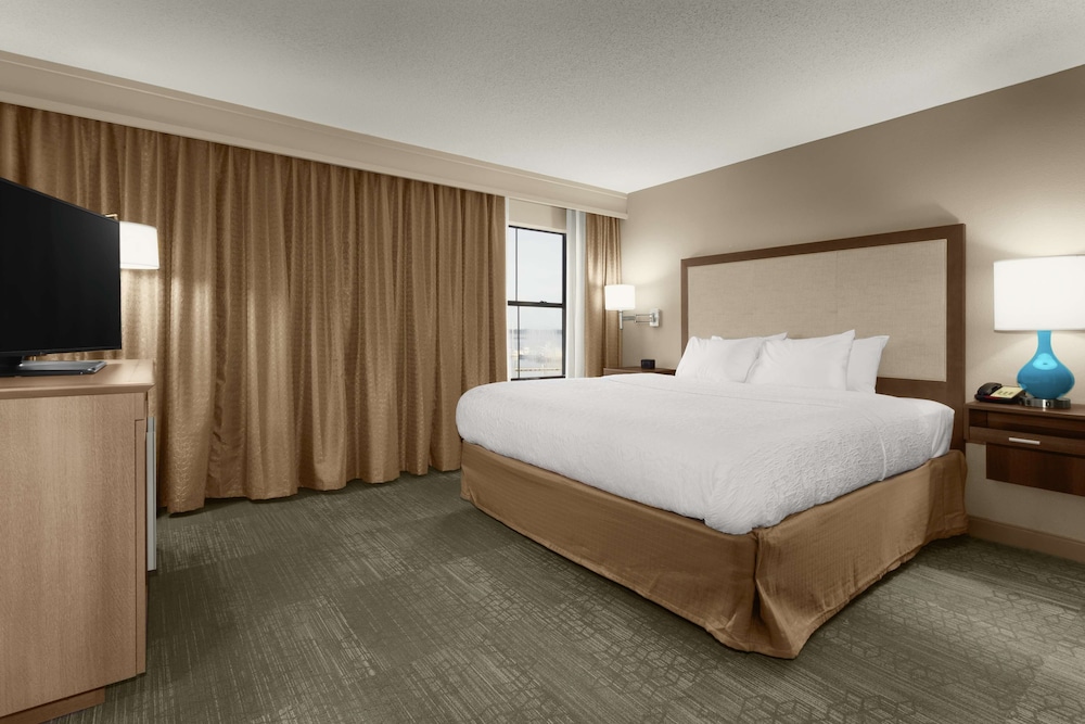 Hampton Inn Georgetown Marina - photo 10