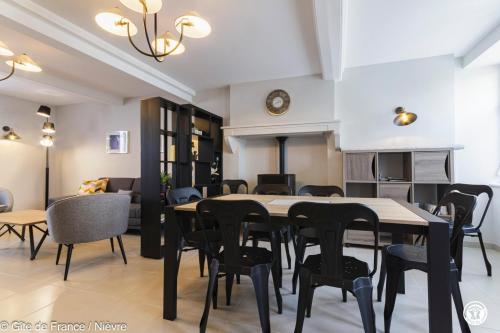 Le gîte de la poste - carbon neutral hotel in Unknown City