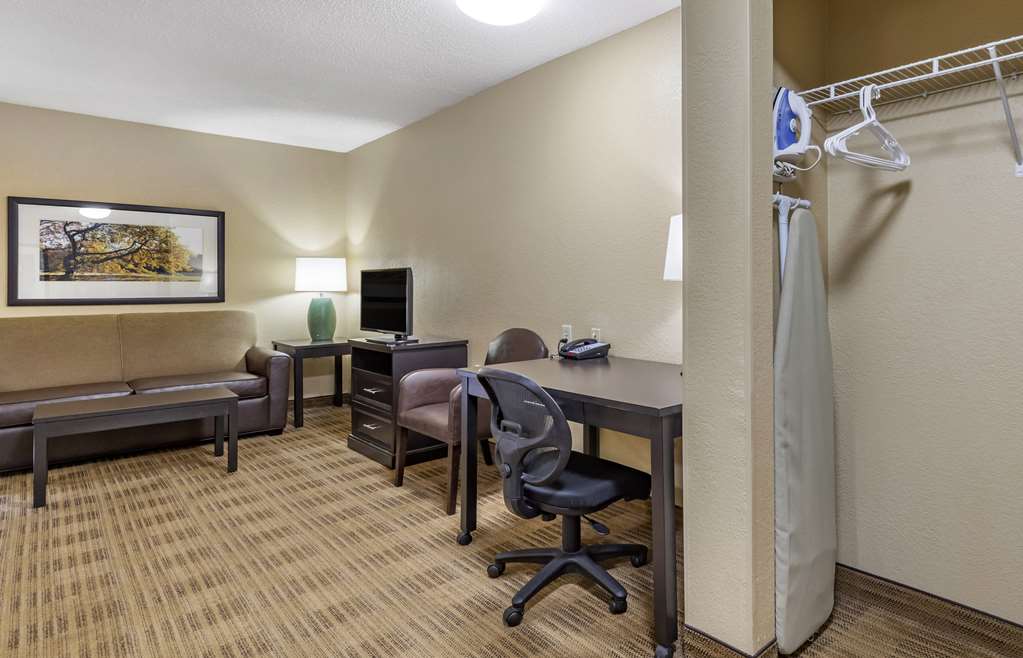 Extended Stay America Suites San Antonio Colonnade Medical - photo 15
