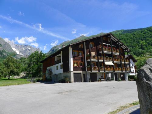 Zur Fluh — Fiesch — photo 4