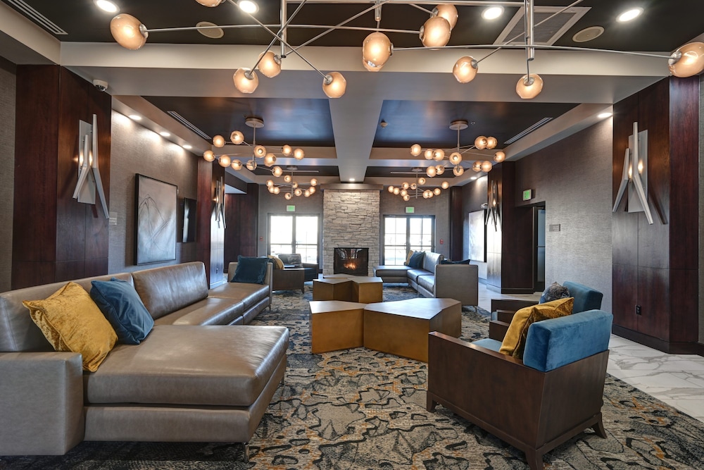 DoubleTree by Hilton Denver International Airport - photo 43