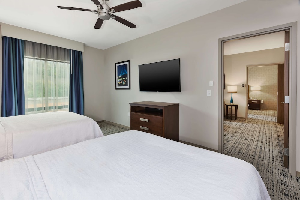 Homewood Suites by Hilton Pittsburgh Downtown - photo 18