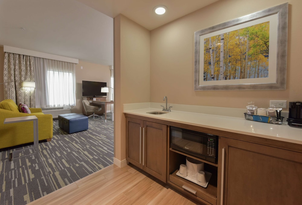 Hampton Inn & Suites Seattle Redmond - photo 22