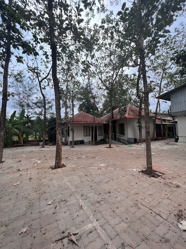 Eesha Residency Udupi — Udupi