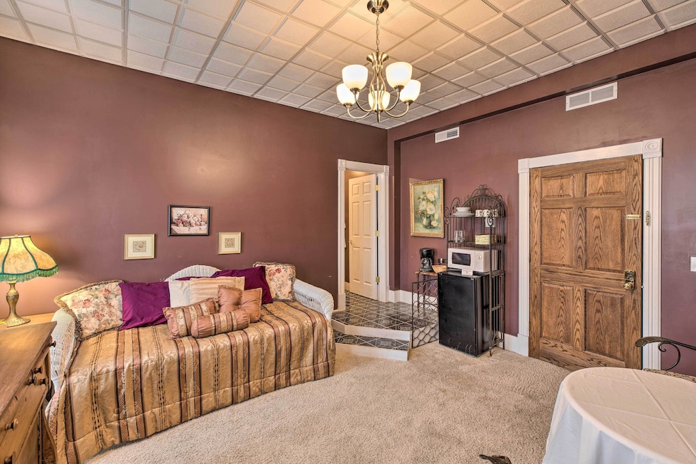Pet Friendly Apt 2 Blocks To Riverside Park 17238824 — Yankton