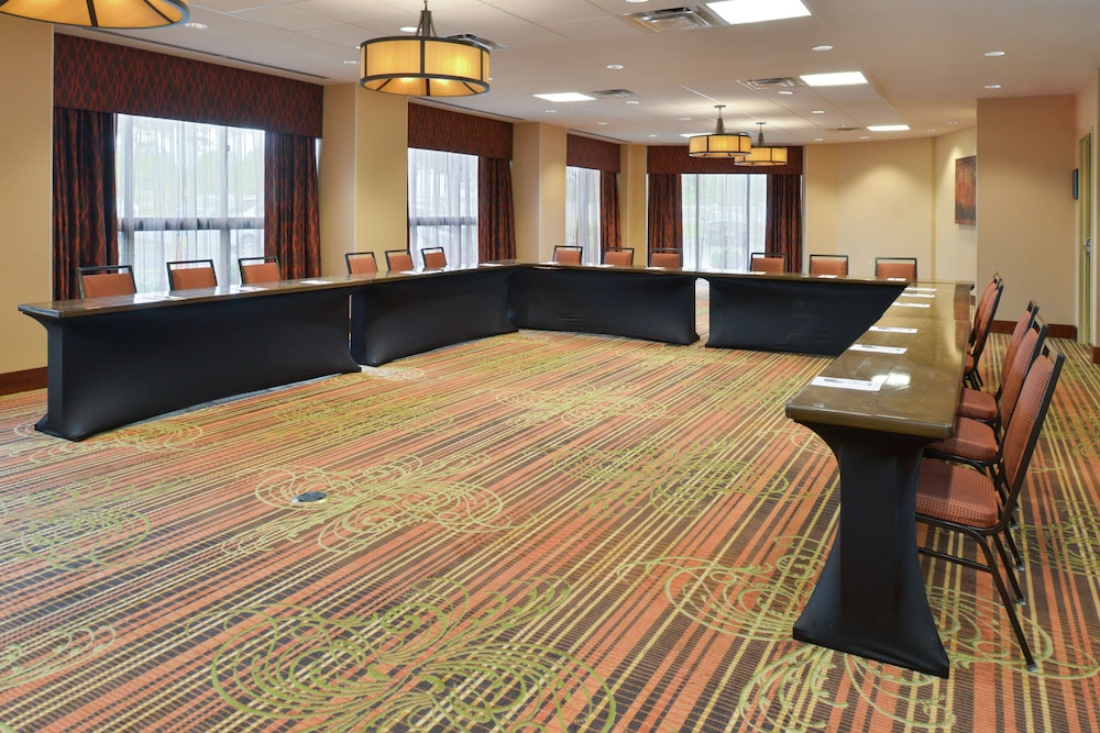 Hampton Inn Frederick - photo 55