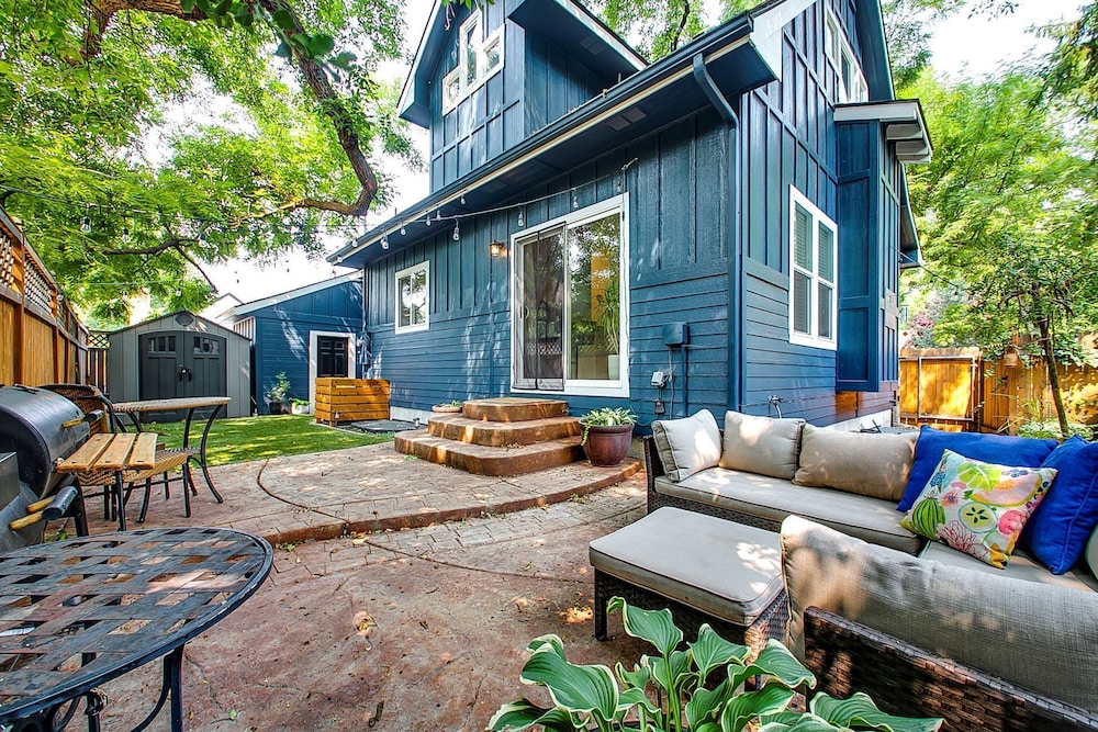 Blue Sky Bungalow — 4-Star Luxury Hotel in Boise, United States