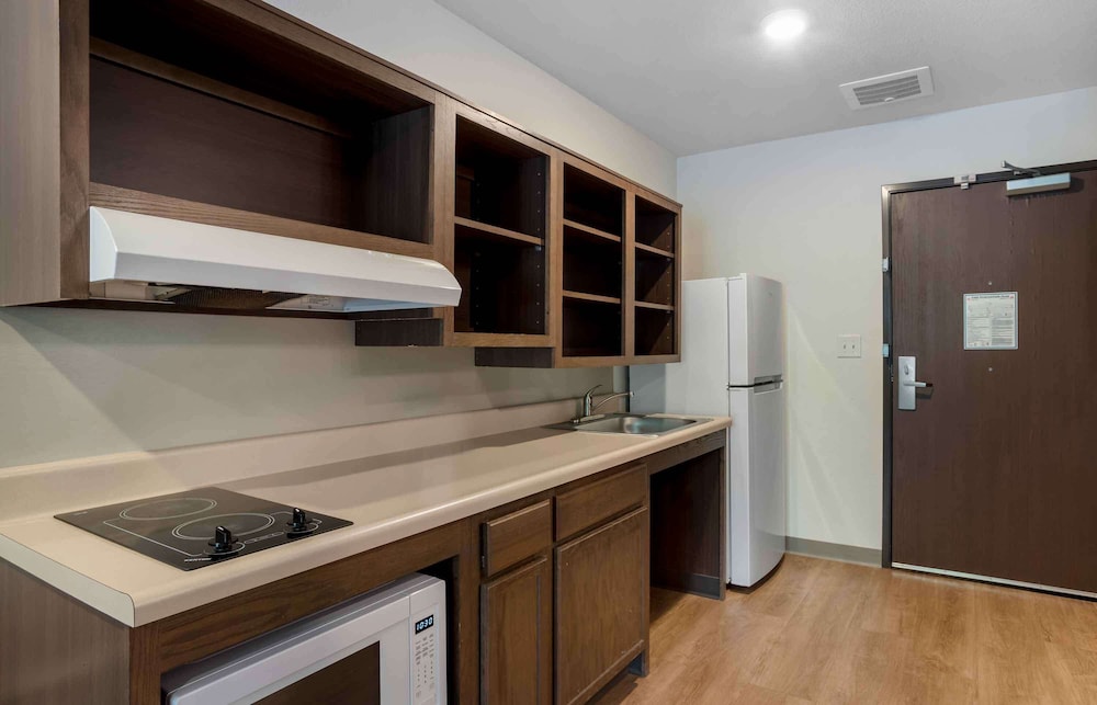 Extended Stay America Suites Tampa Casino Area - photo 19