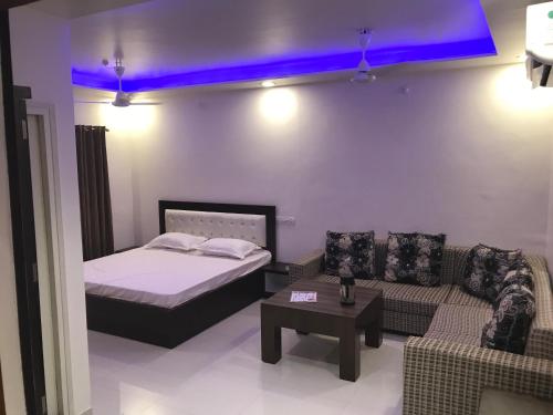 Hotel Atithi Grand in Sirsa, India