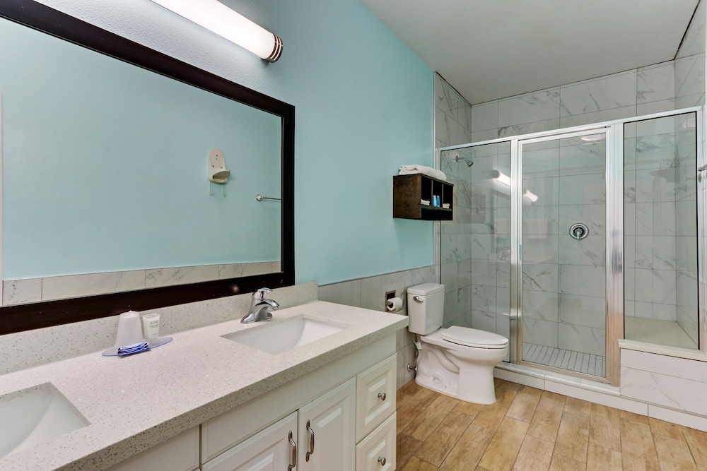 The Island Hotel Near Beach Port Aransas - photo 21