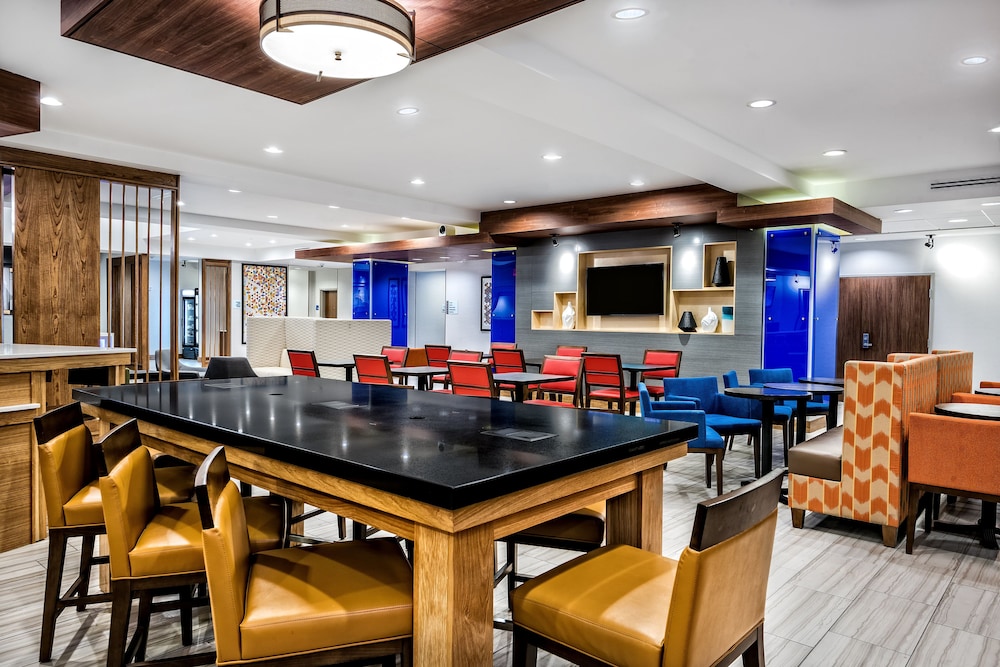 Holiday Inn Express & Suites Austin Round Rock Area by IHG - photo 25