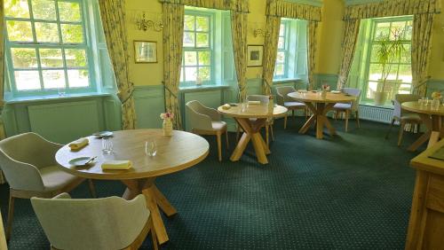 Tyddyn Llan Restaurant with Rooms — Llandrillo — photo 3