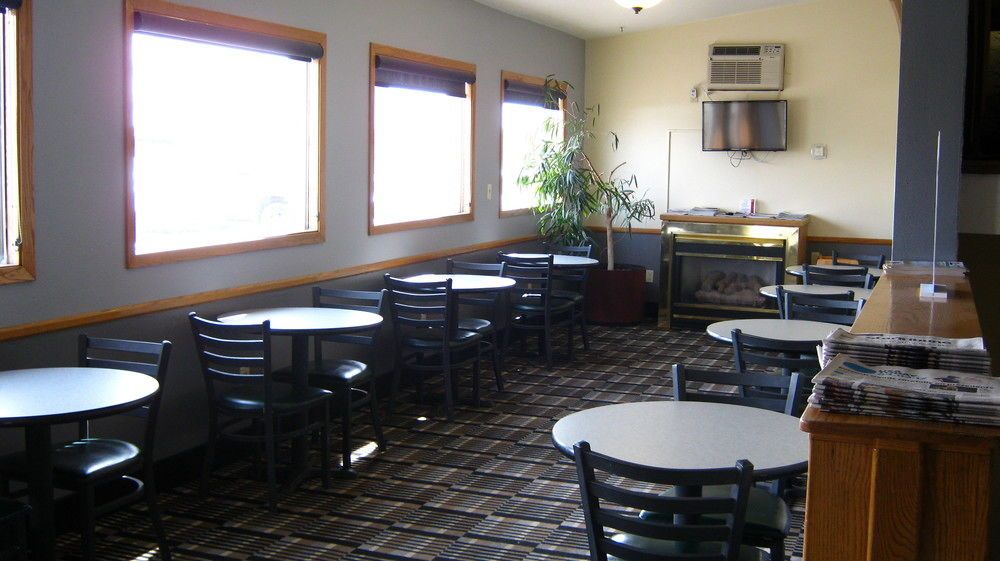 Bison Inn and Suites - photo 6