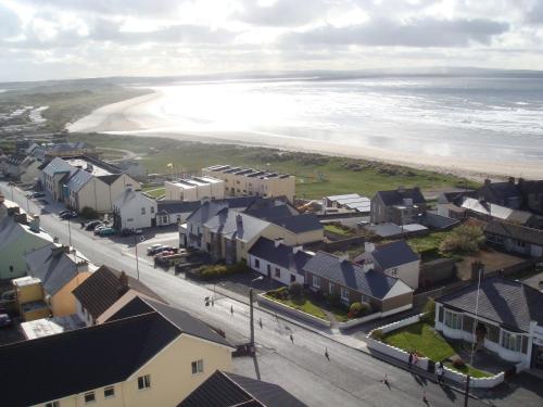 Sun Apartments — 4-Star Luxury Hotel in Inishcrone, Republic of Ireland