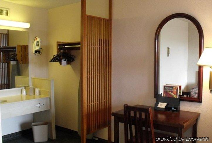 Thrifty Inn - photo 3
