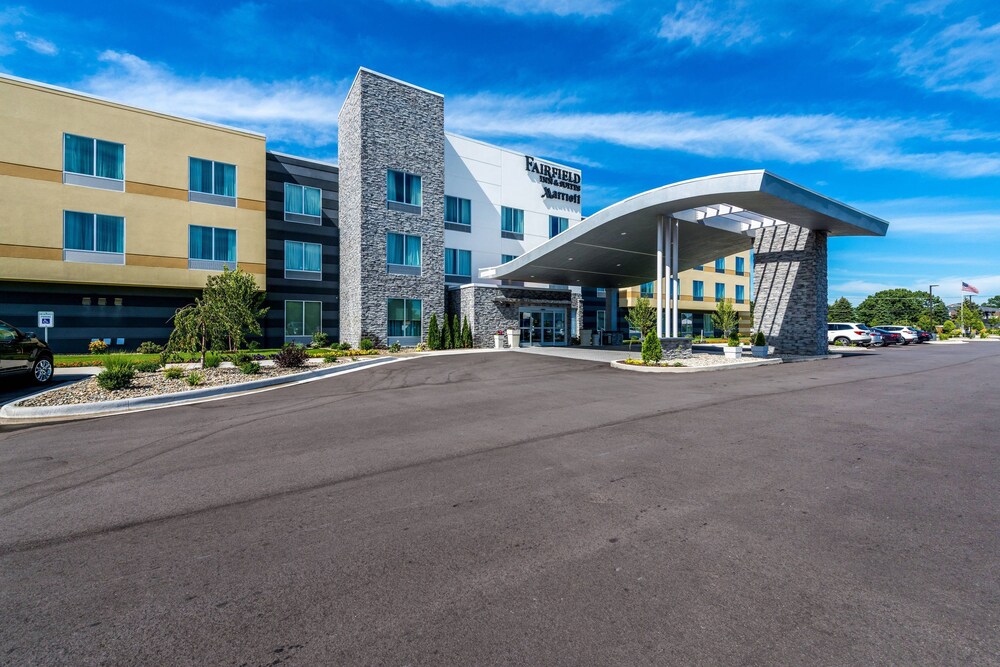 Fairfield Inn & Suites by Marriott St. Joseph Stevensville — hotel in Stevensville