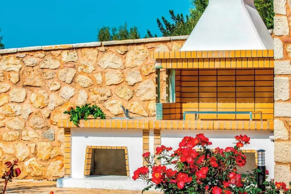 Iris Villas Lefkada Karavi Villa — 4-Star Luxury Hotel in Lefkada, Greece
