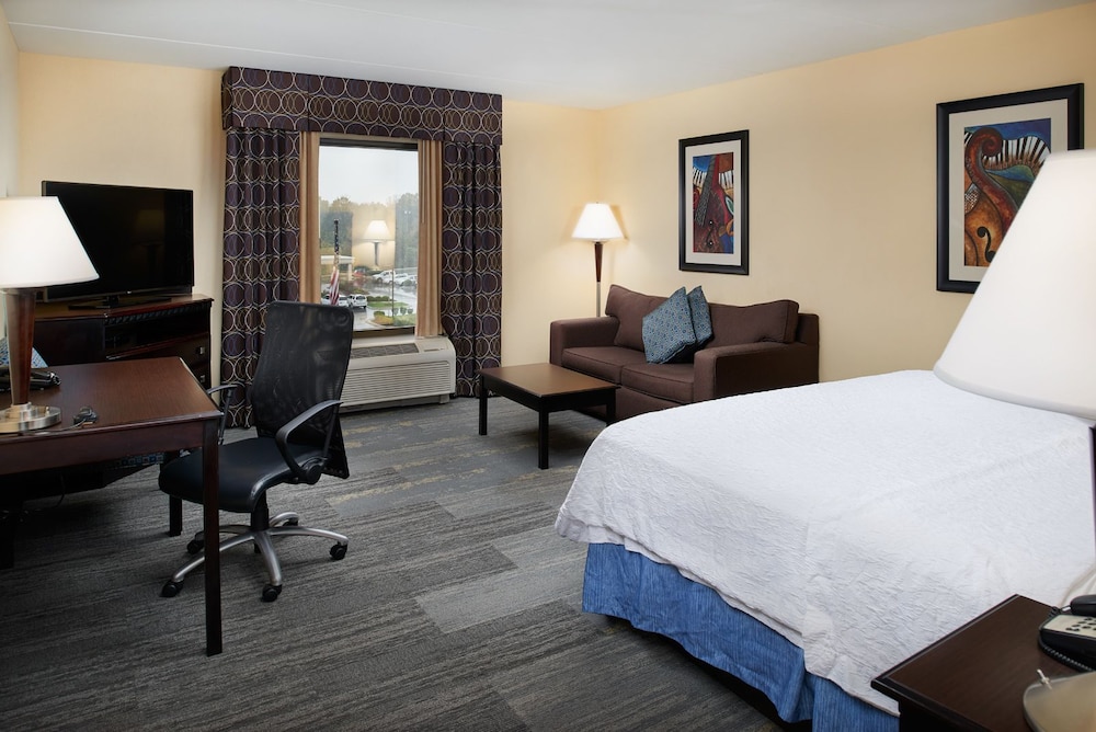 Hampton Inn & Suites Mt. Juliet - photo 10