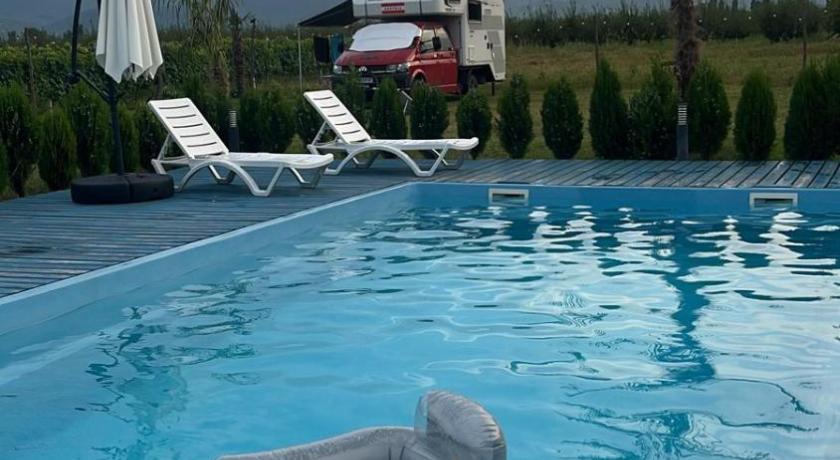 Finca Idoize Camping Hotel
