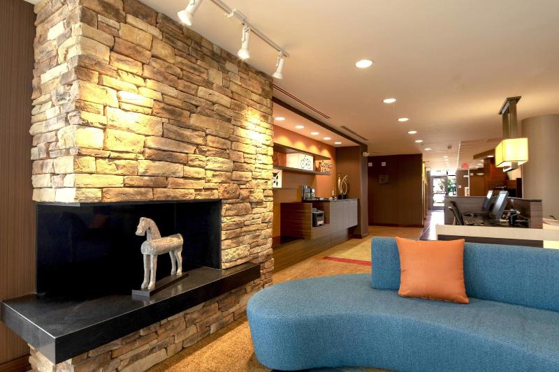 Fairfield Inn and Suites by Marriott Chillicothe - photo 10