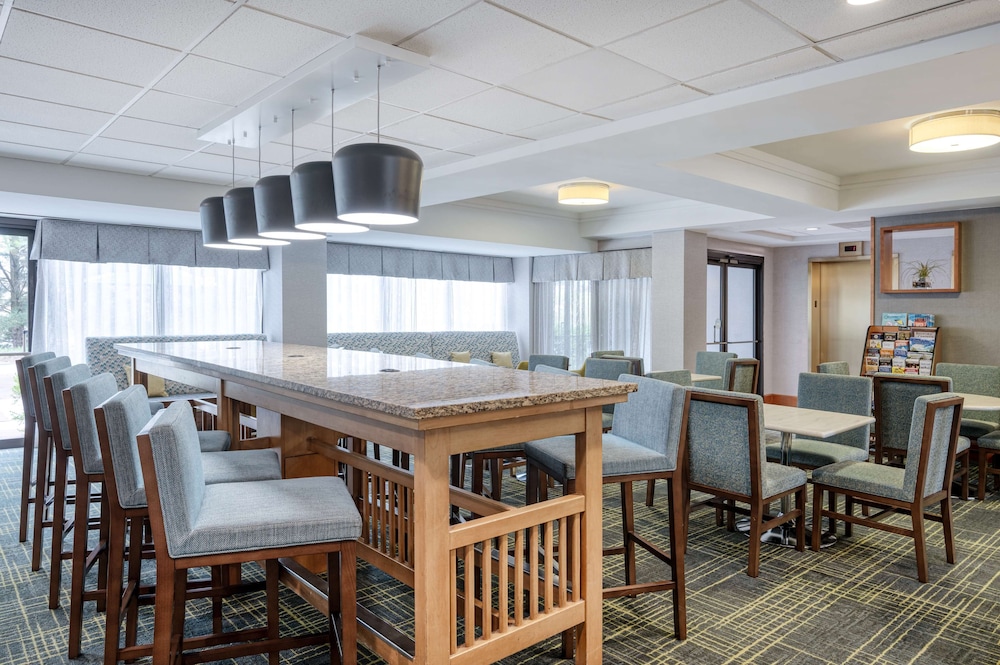 Hampton Inn Baltimore White Marsh - photo 7
