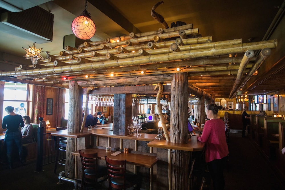 McMenamins Kalama Harbor Lodge - photo 44