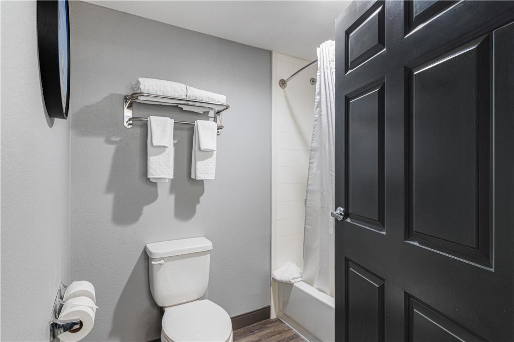 Best Western Plus Savannah Gateway - photo 28