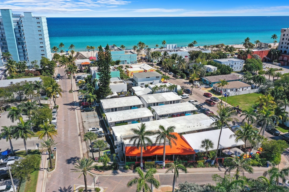Hollywood Beach Suites - photo 42