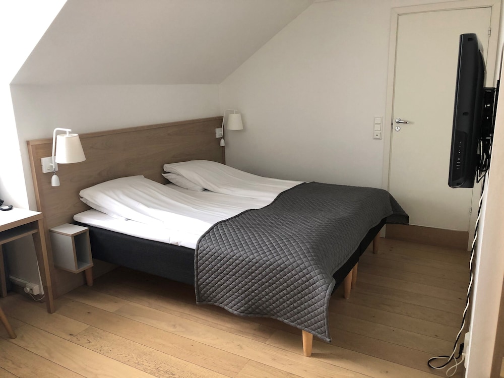 Hotel Noreg — Alesund — photo 4