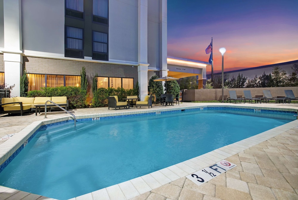 Hampton Inn Greenville I 385 Woodruff Rd. - photo 22