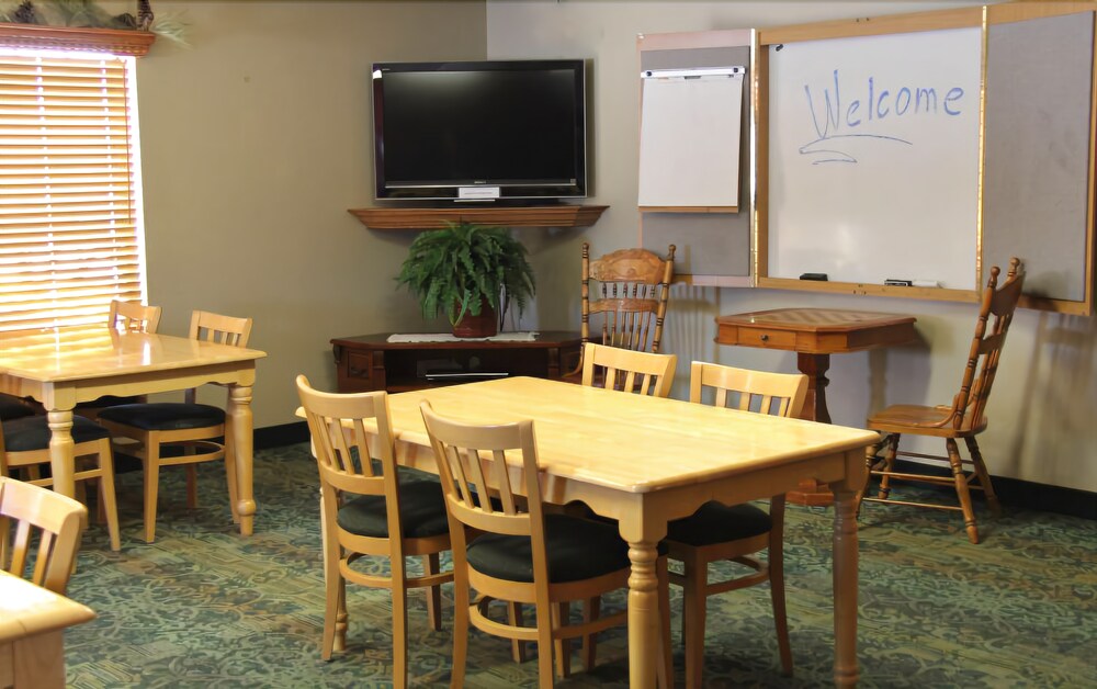 Homestead Inn and Suites - photo 27