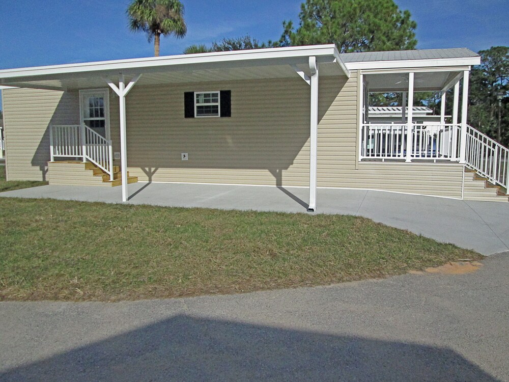 Southern Palms Park Model 4 - photo 19