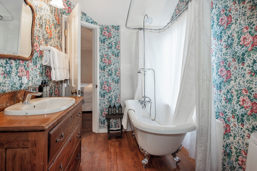 Bath Street Inn - photo 49