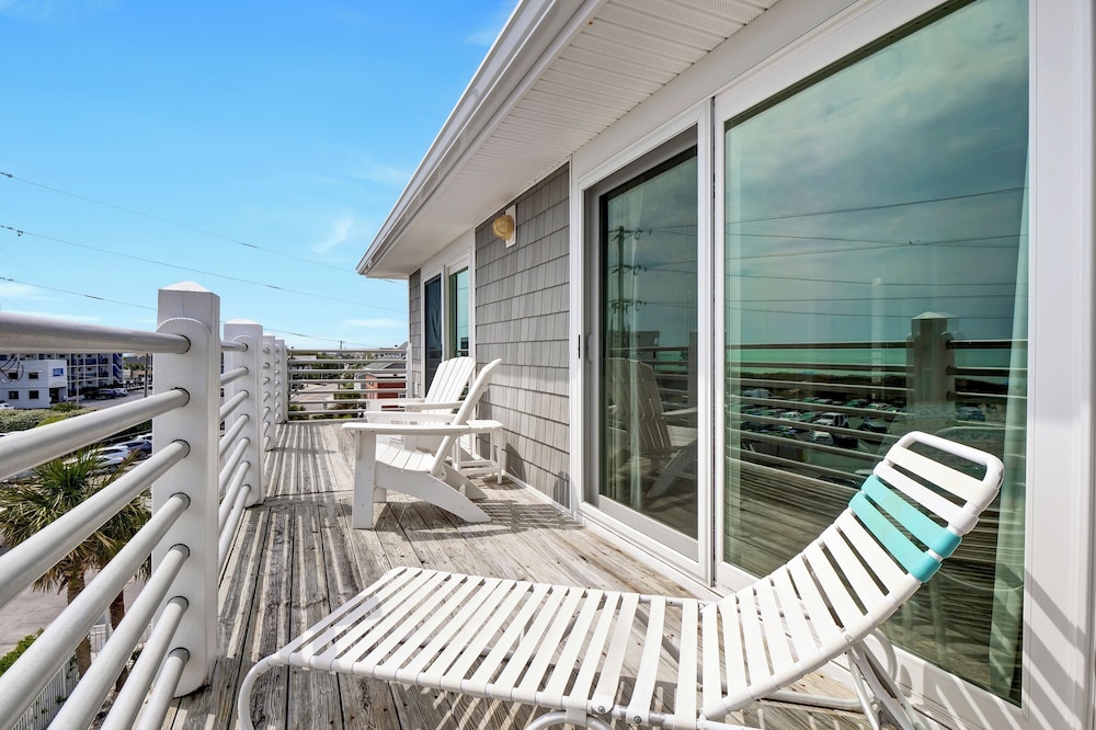 Sandpeddler Inn & Suites - photo 223